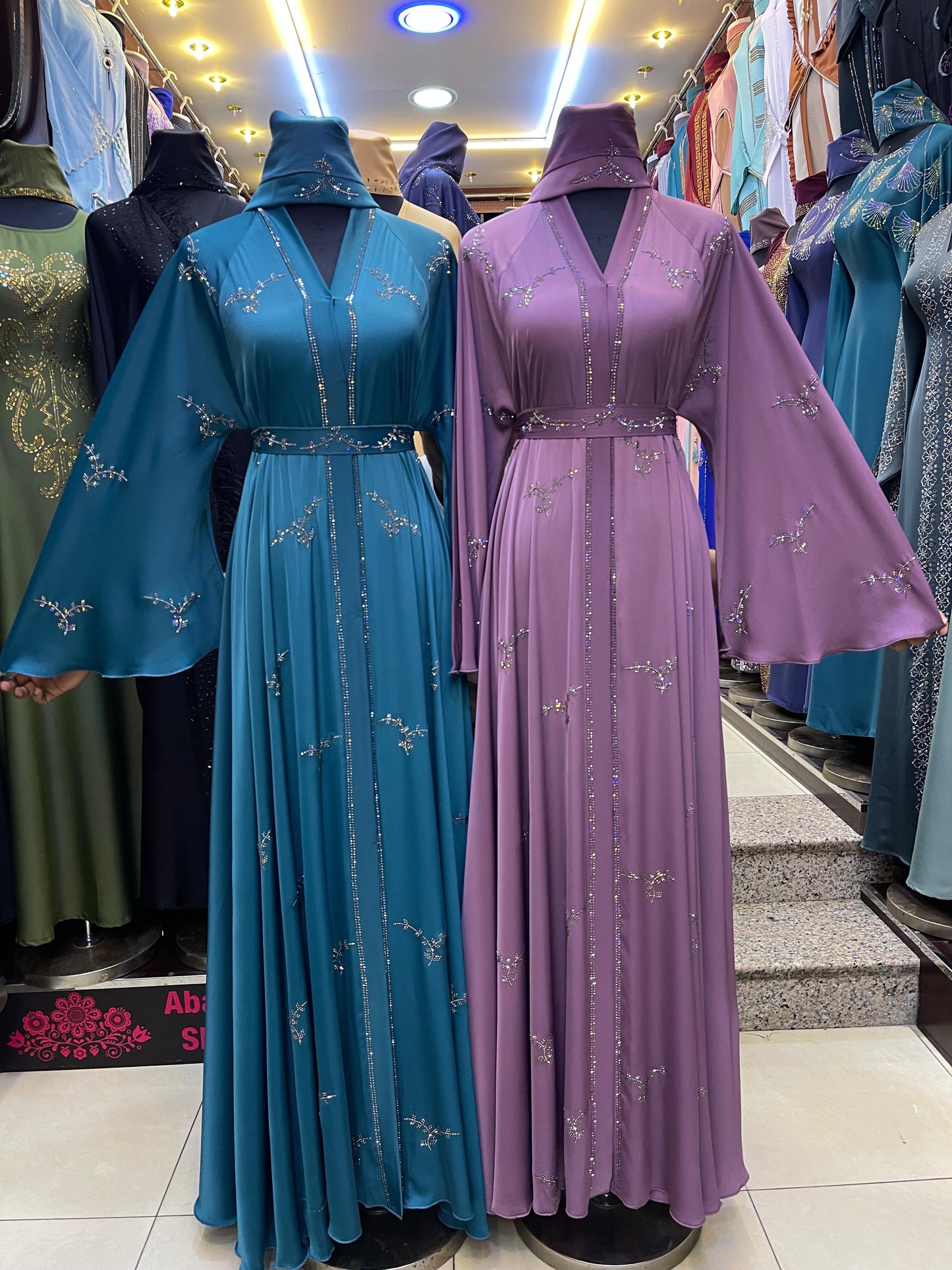 Classic Abaya - Timeless Modest Fashion