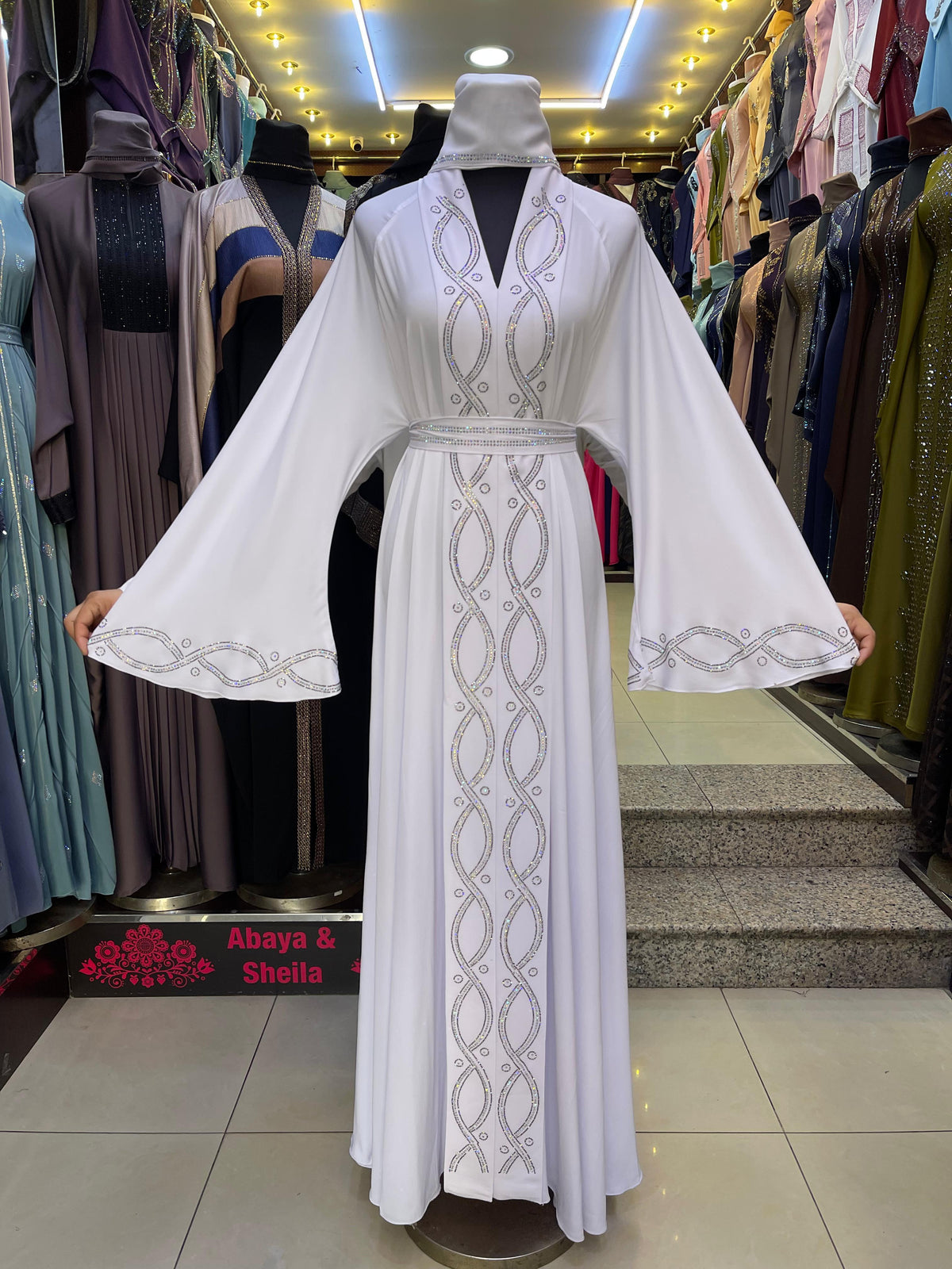 Classic Abaya - Timeless Modest Fashion